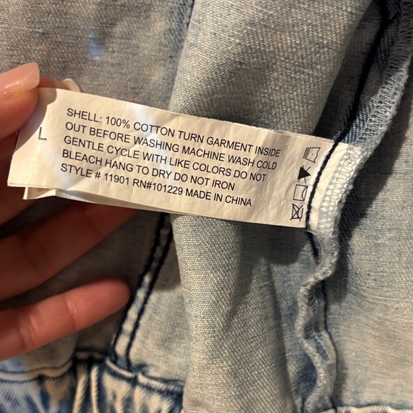 Ashley vintage charm Large Cropped Denim Cropped Jacket - long sleeves! - Picture 6 of 7